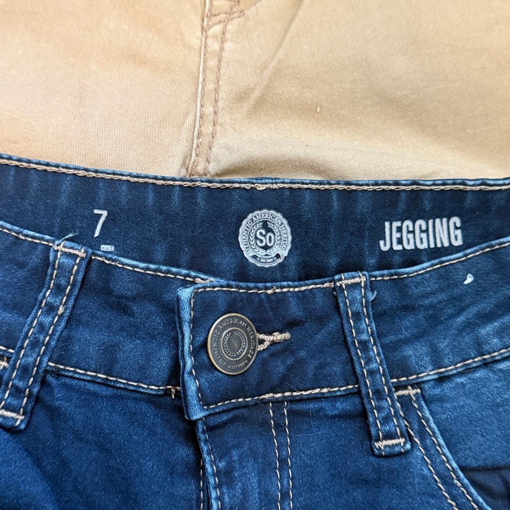 Unionbay Khakis and SO Jeggings - Picture 3 of 4